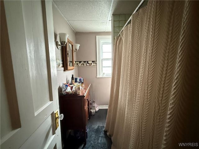 143 Riverside Avenue, Buffalo, NY 14207