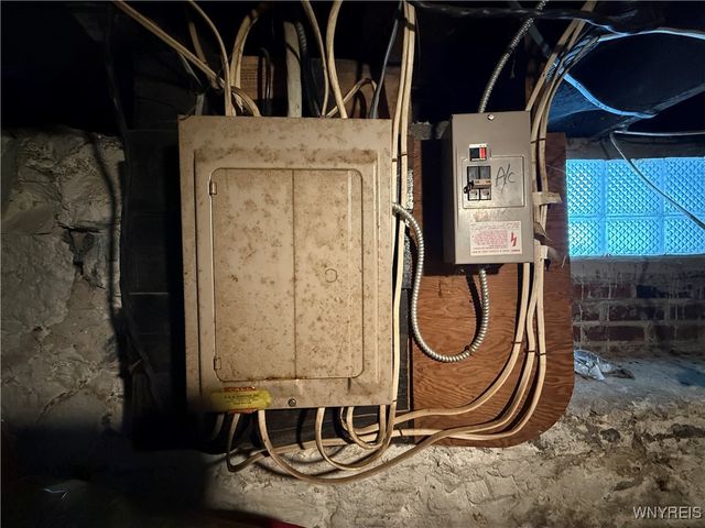 143 Riverside Avenue, Buffalo, NY 14207