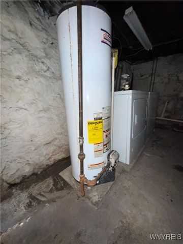 143 Riverside Avenue, Buffalo, NY 14207