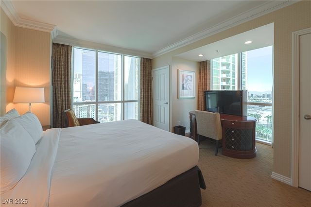 145 East Harmon Avenue 1121, Las Vegas, NV 89109