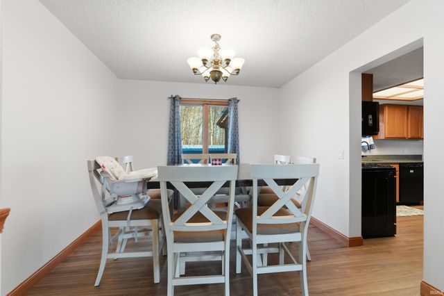 8528 Spring Forest Drive, Fort Wayne, IN 46804