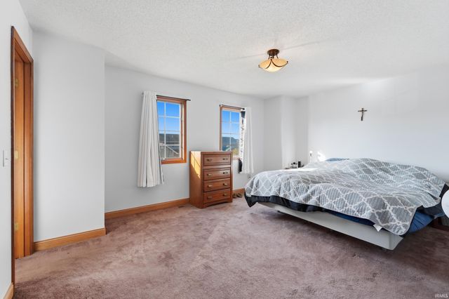 8528 Spring Forest Drive, Fort Wayne, IN 46804