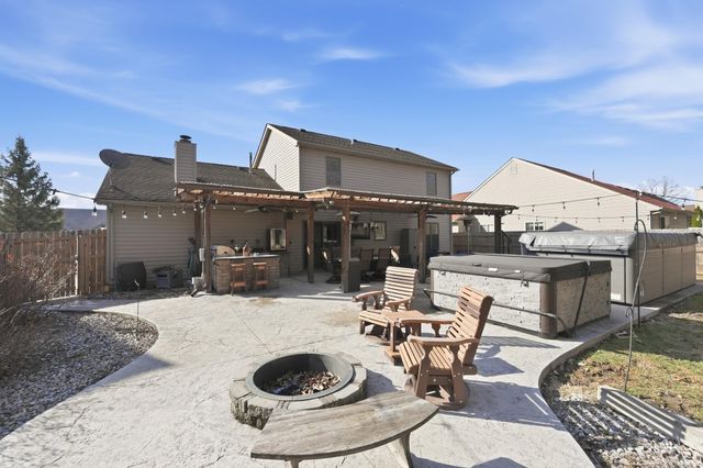 8528 Spring Forest Drive, Fort Wayne, IN 46804