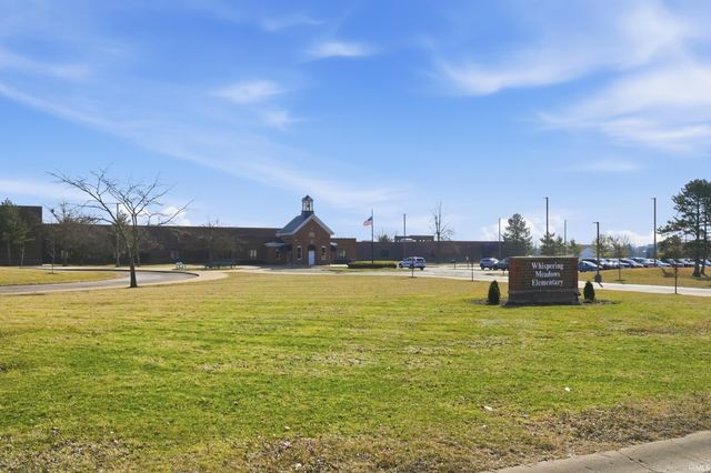 8528 Spring Forest Drive, Fort Wayne, IN 46804