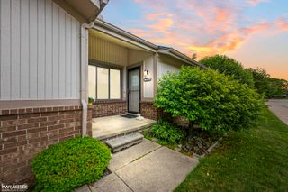 38924 E Windmill Pointe Drive, Clinton Twp, MI 48038
