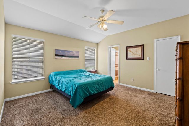 243-245 Marvin CV, Hutto, TX 78634