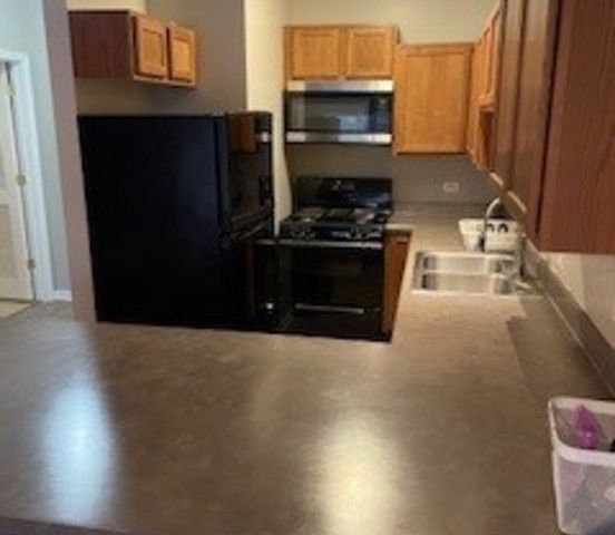 10 N Lake Street 310, Grayslake, IL 60030