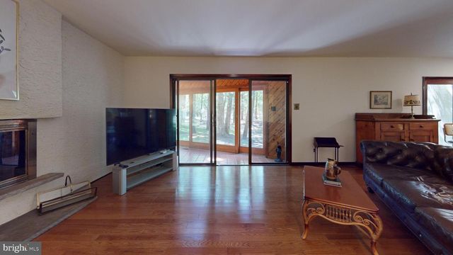 5 PLEASANT MILL CT, Medford, NJ 08055