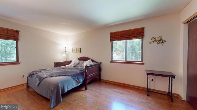 5 PLEASANT MILL CT, Medford, NJ 08055