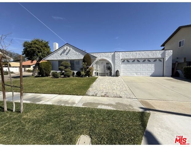 18704 Stefani Avenue, Cerritos, CA 90703