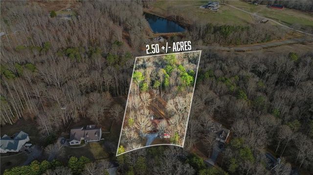 221 Grindstone Creek Drive, Clarkesville, GA 30523