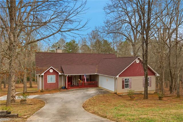 221 Grindstone Creek Drive, Clarkesville, GA 30523