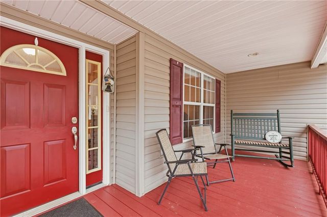 221 Grindstone Creek Drive, Clarkesville, GA 30523