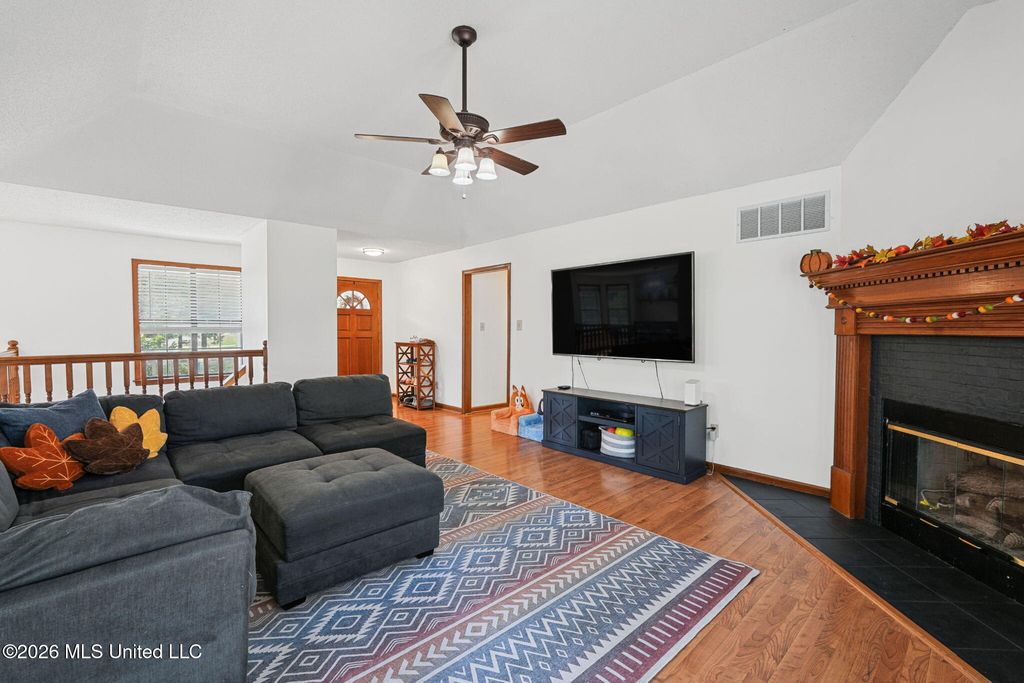 4370 Bienville Road, Nesbit, MS 38651 — photo 4