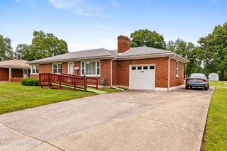 3616 Brendenwood Rd, Louisville, KY 40272