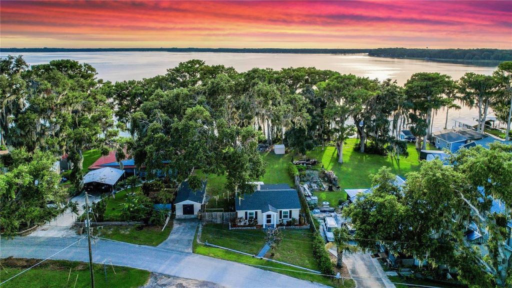 30523 ORANGE DRIVE, Leesburg, FL 34748