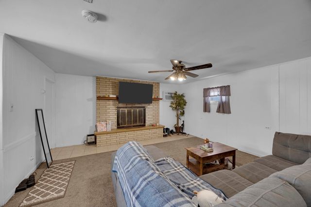 3333 Union Avenue, Steger, IL 60475