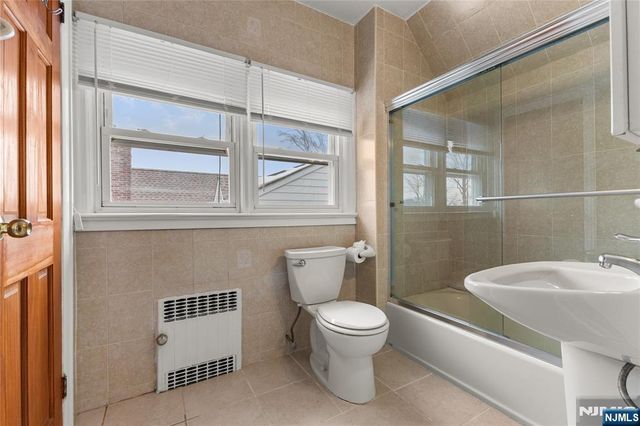 649 Ogden Avenue, Teaneck, NJ 07666