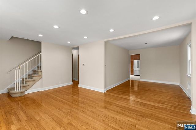 649 Ogden Avenue, Teaneck, NJ 07666