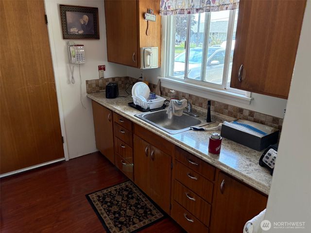 120 H Street SE, Ephrata, WA 98823