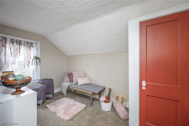 374 N River Road, Munroe Falls, OH 44262