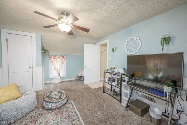 374 N River Road, Munroe Falls, OH 44262