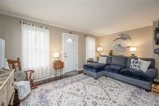 374 N River Road, Munroe Falls, OH 44262