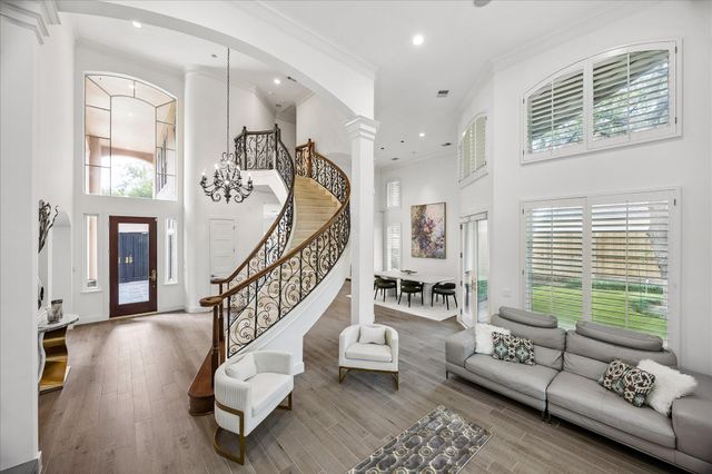 906 Peachwood Bend Drive, Houston, TX 77077