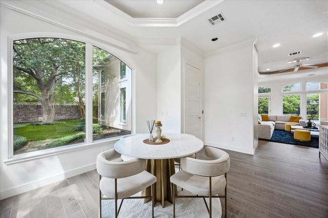 906 Peachwood Bend Drive, Houston, TX 77077