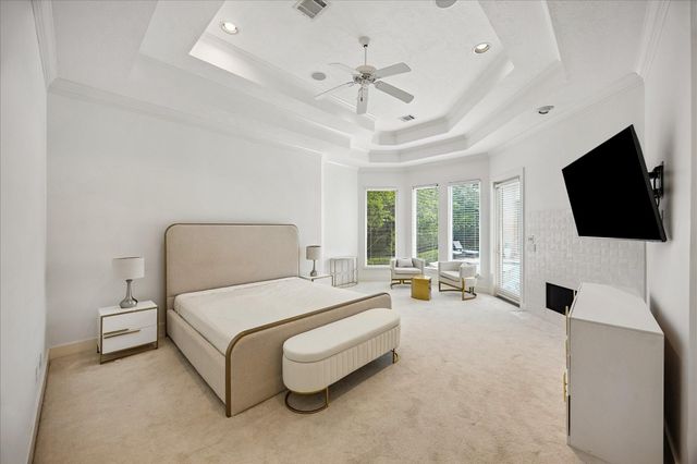 906 Peachwood Bend Drive, Houston, TX 77077