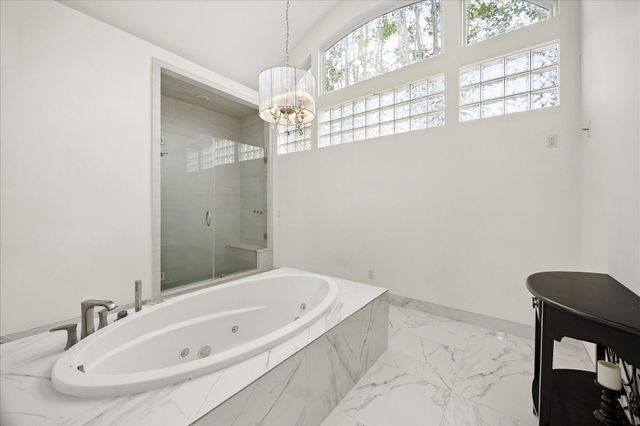 906 Peachwood Bend Drive, Houston, TX 77077