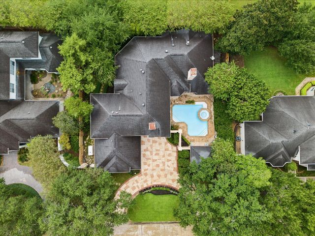 906 Peachwood Bend Drive, Houston, TX 77077