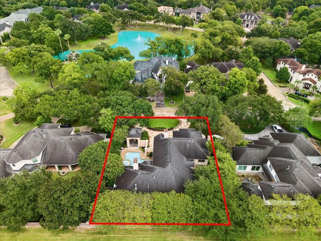 906 Peachwood Bend Drive, Houston, TX 77077