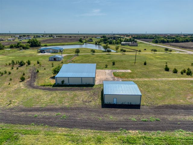2944 CR-596, Nevada, TX 75173