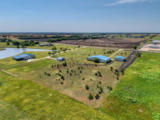 2944 CR-596, Nevada, TX 75173