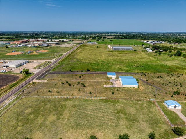 2944 CR-596, Nevada, TX 75173