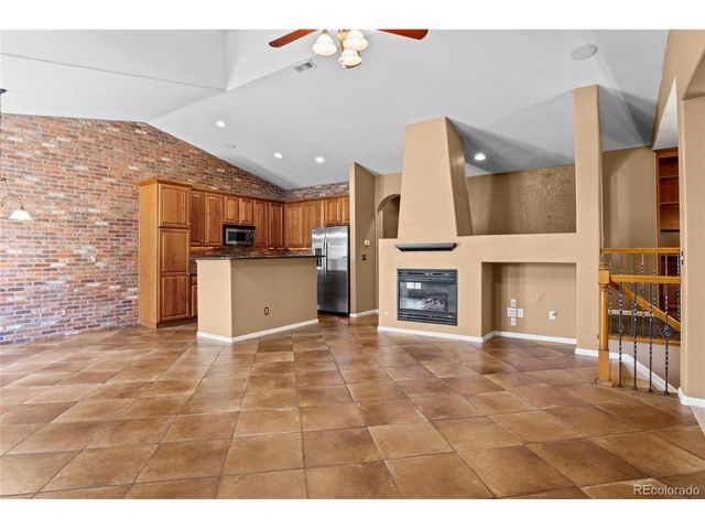 23024 E Ontario Dr T-12-105, Aurora, CO 80016