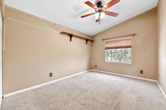 6205 Lansdowne Circle, Boynton Beach, FL 33472