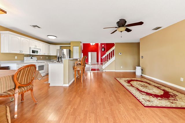 6205 Lansdowne Circle, Boynton Beach, FL 33472