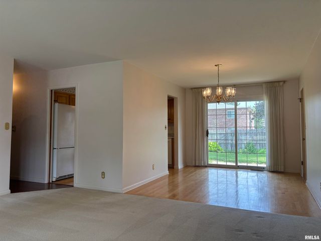 1309 BOBOLINK Drive, Washington, IL 61571