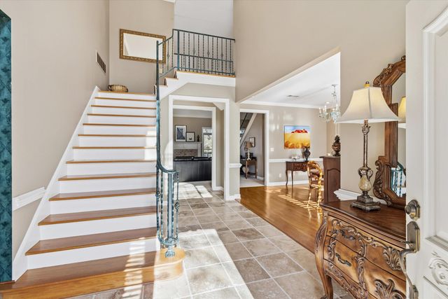 8712 RIVER HOLLOW DR, Memphis, TN 38016