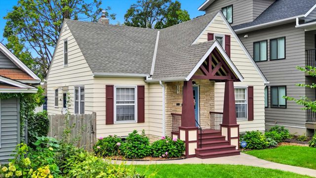 865 19th Avenue SE, Minneapolis, MN 55414