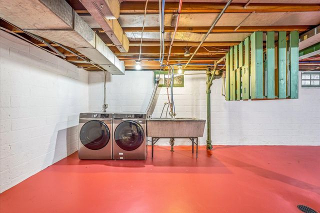 865 19th Avenue SE, Minneapolis, MN 55414