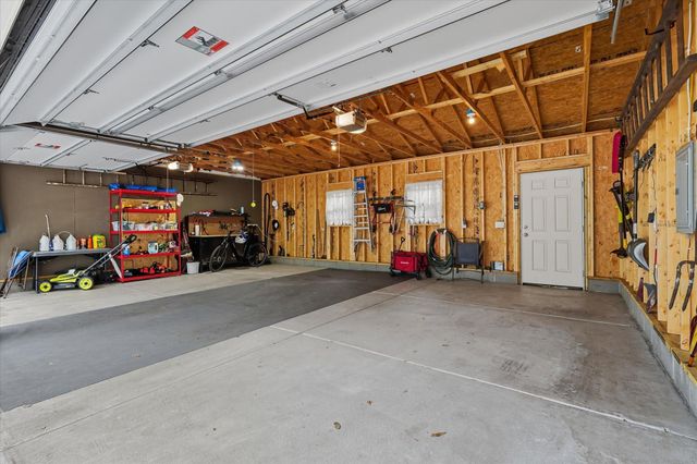 865 19th Avenue SE, Minneapolis, MN 55414