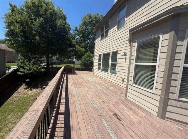 2294 Lake Cove Court, Buford, GA 30519