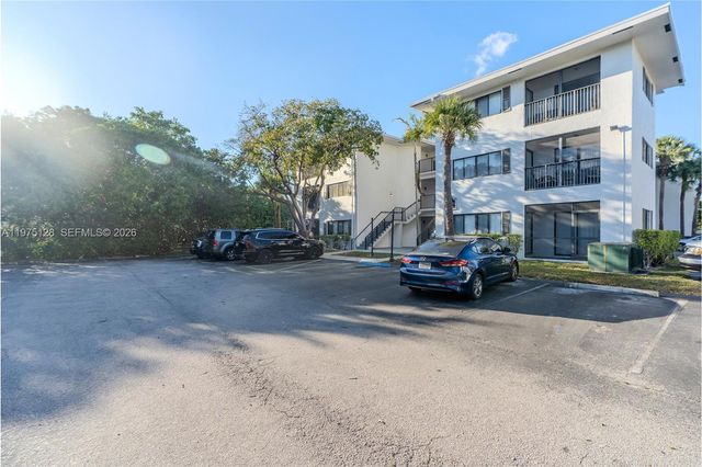 2445 SW 18th Ter 123, Fort Lauderdale, FL 33315