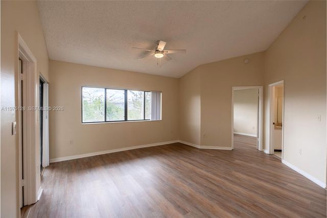 2445 SW 18th Ter 123, Fort Lauderdale, FL 33315