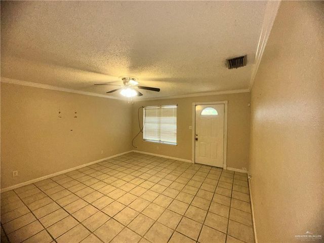 323 Forest Hills Drive 7, Weslaco, TX 78596