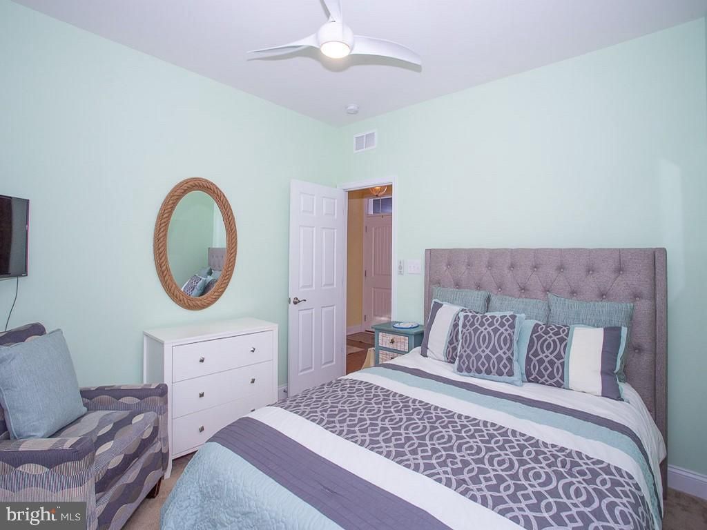 Image 23 of property listing at 33457 MARINA BAY CIR #4, Millsboro, DE 19966