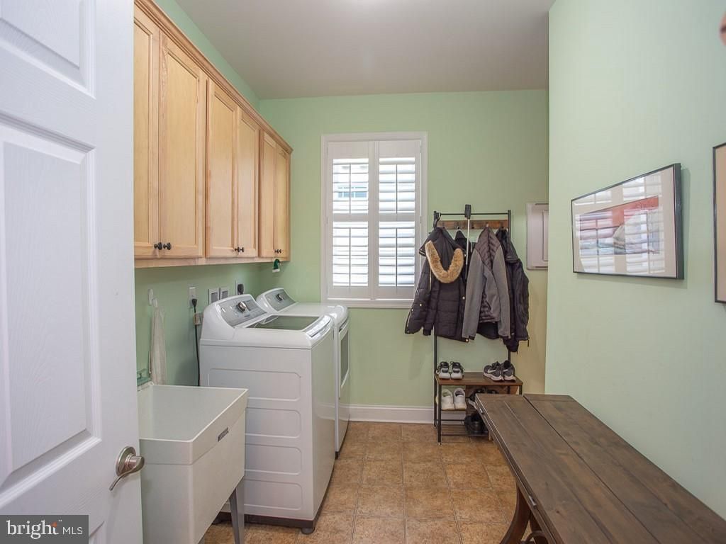Image 30 of property listing at 33457 MARINA BAY CIR #4, Millsboro, DE 19966